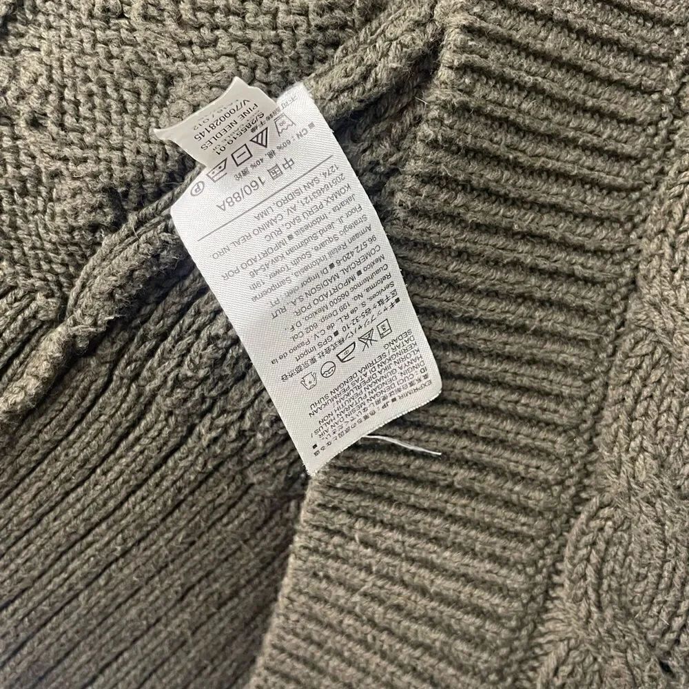 Old Navy - Picture 4 of 5